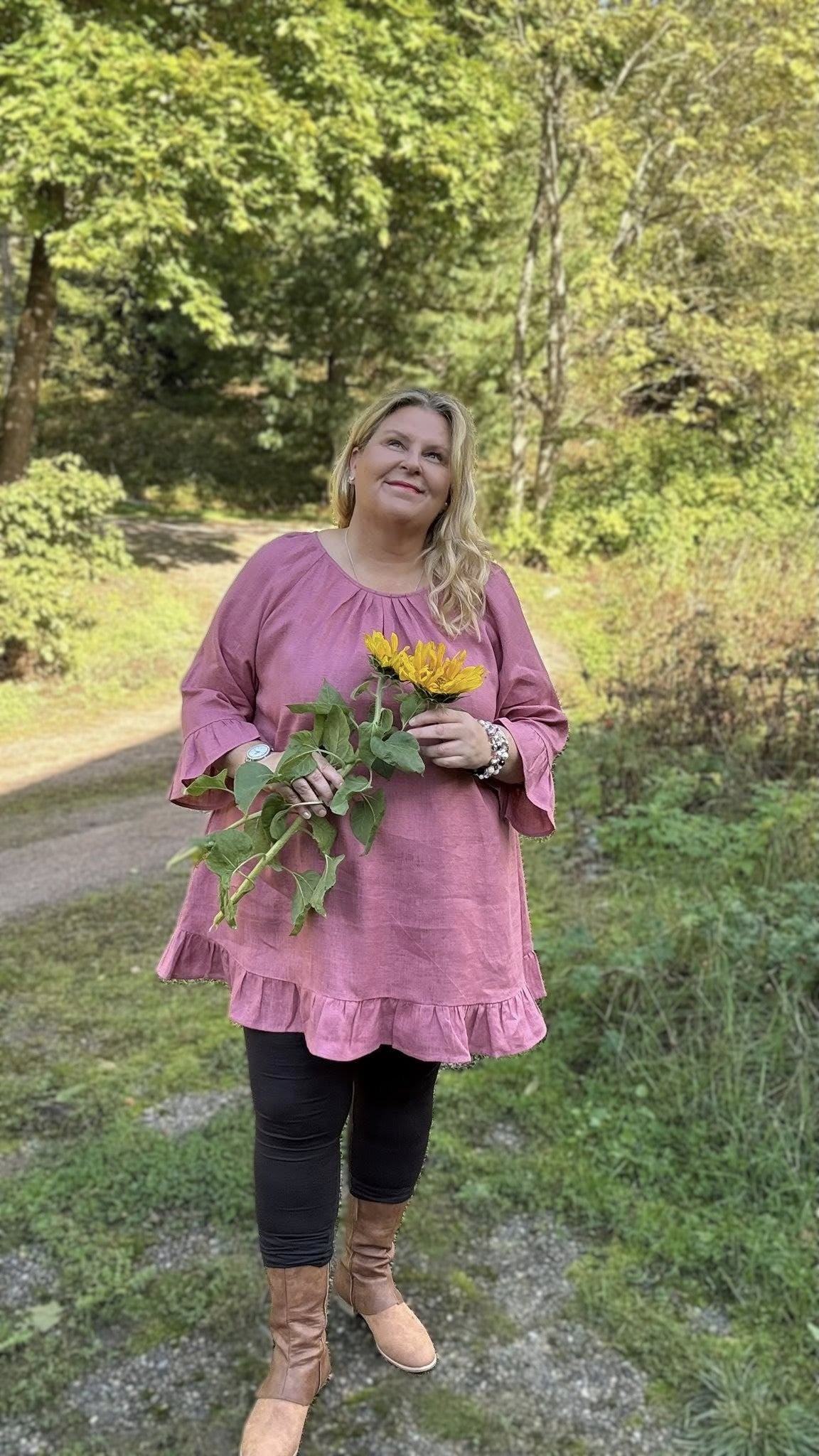 Marie Pellavatunika Roosa