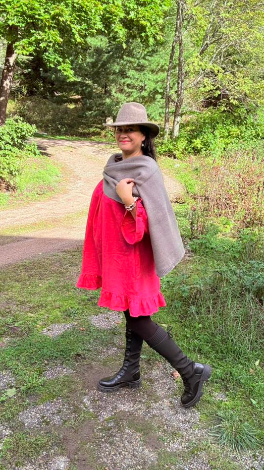 Pellavatunika Vadelma: Vapauden Tuntu Kevyessä Pellavassa 🤍