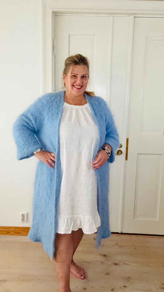 Sara (mekko): kauneutta ilman kikkailua