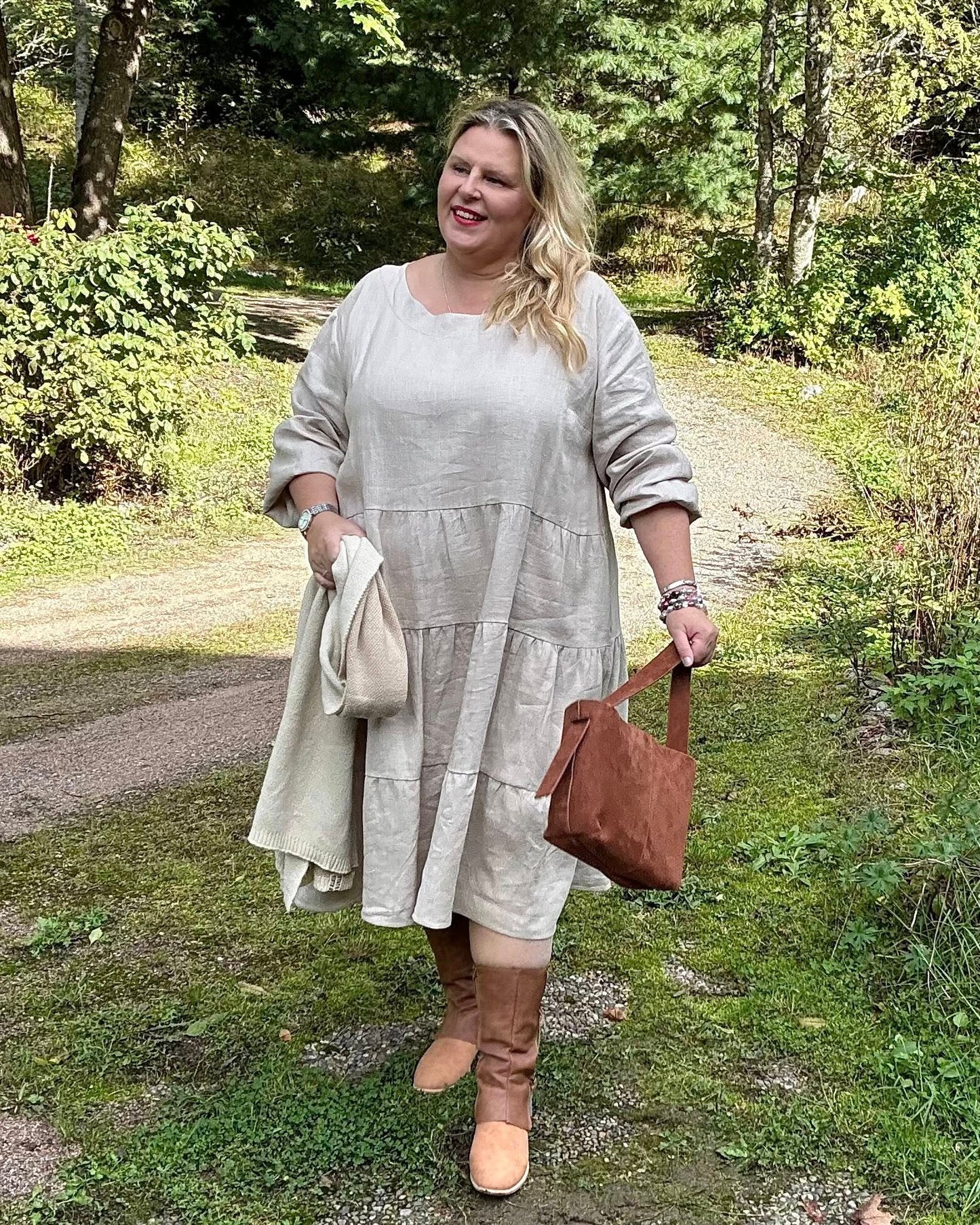 Pellavamekko Beige Sofie: Mukavuus, joka kantaa 🌿