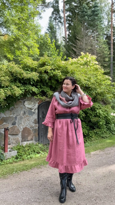 Pellavamekko Rosa Marie: Ajatonta Kauneutta 🌿