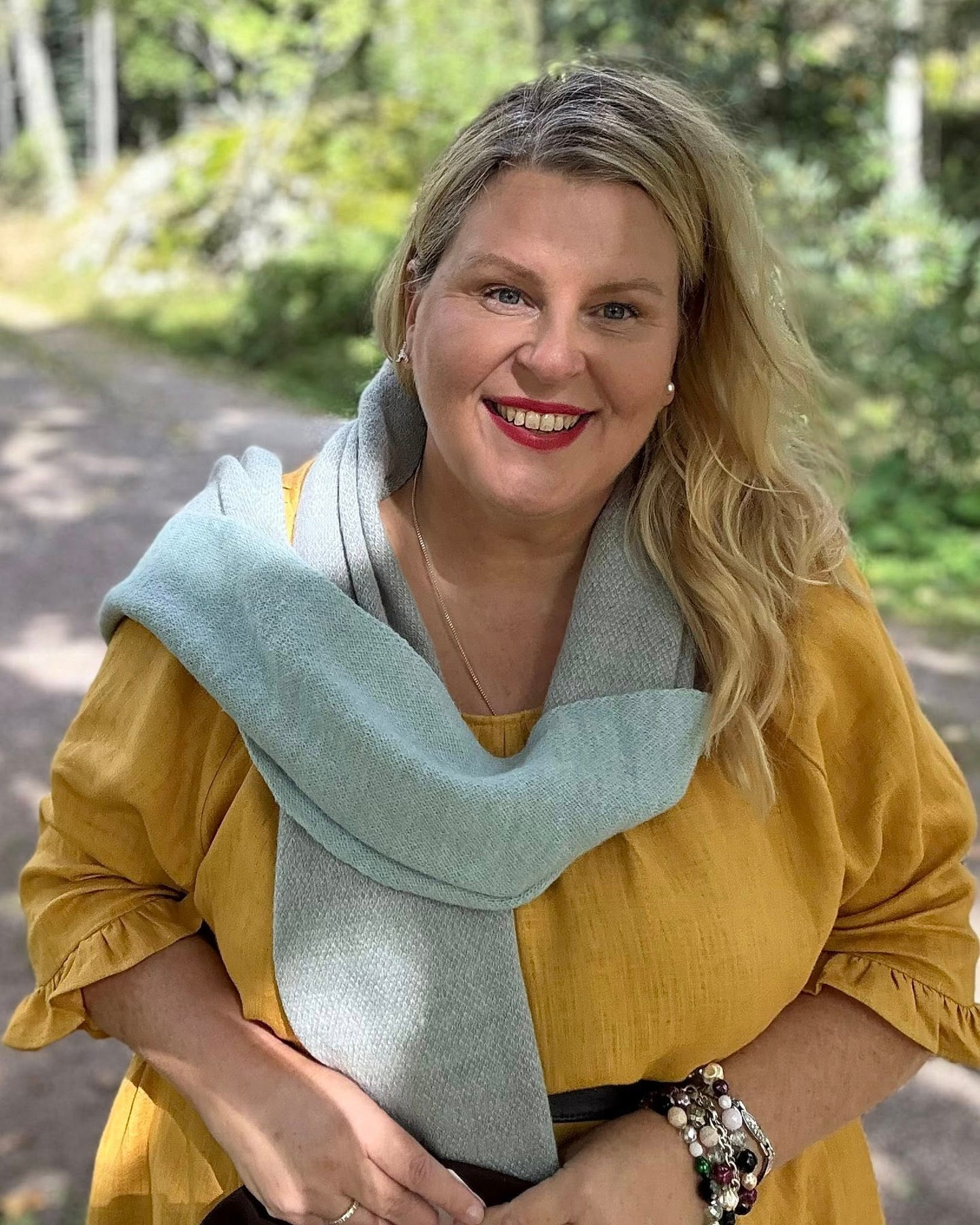 Pellavamekko Keltainen Marie: Ajatonta Kauneutta