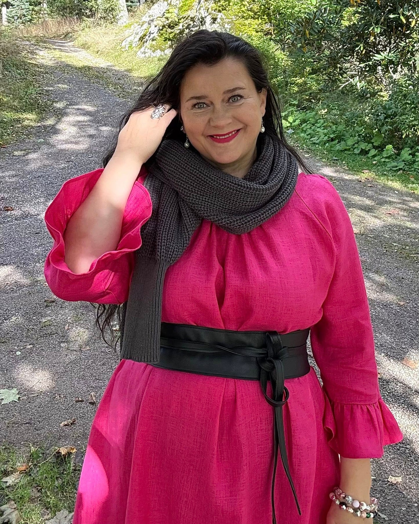 Pellavamekko Vadelma Marie: Ajatonta Kauneutta