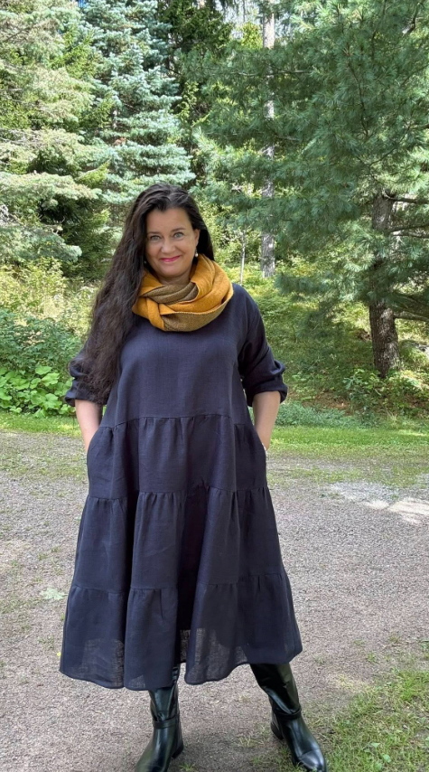 Sofie Pellavamekko Tummansininen