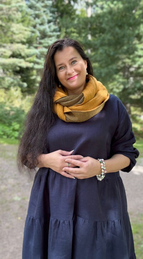 Sofie Pellavamekko Tummansininen