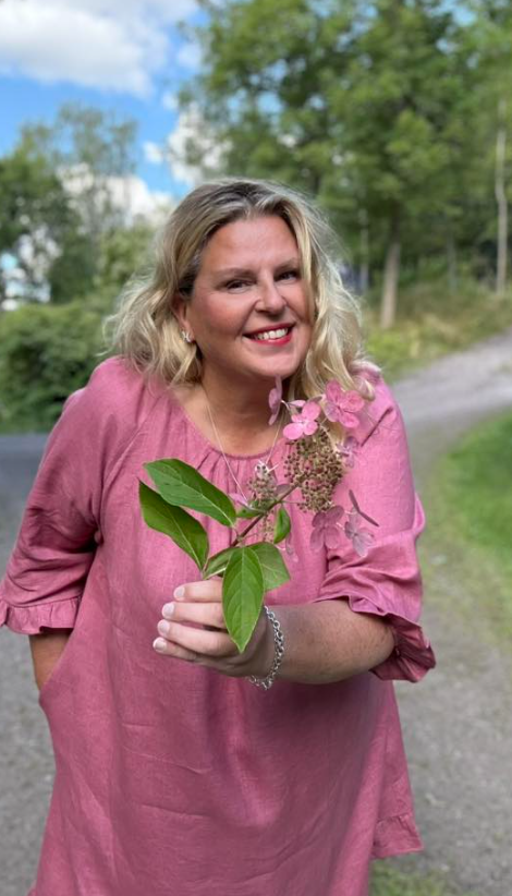 Marie Pellavamekko Rosa