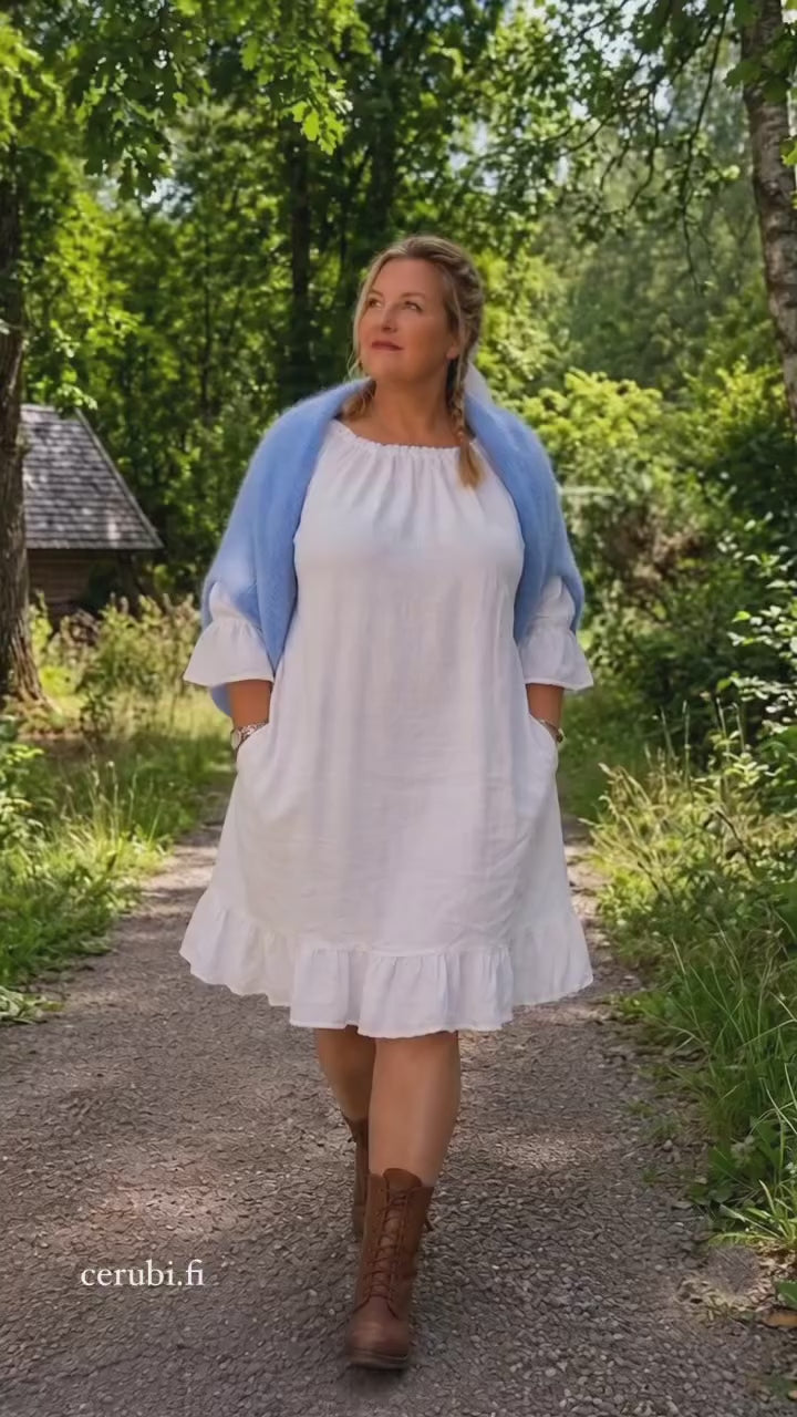 Lataa video: 